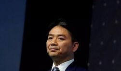 娱乐吃瓜男老板,吃瓜老板的幕后故事